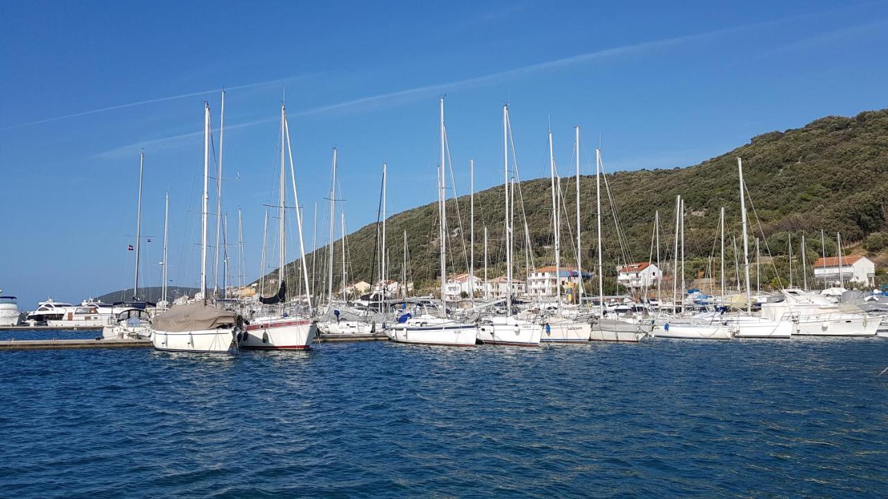 Guest House Galeb2 Supetarska Draga Buitenkant foto